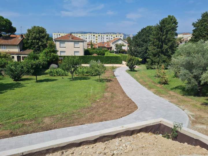 Aménagement d'espace vert Tournon-sur-Rhône