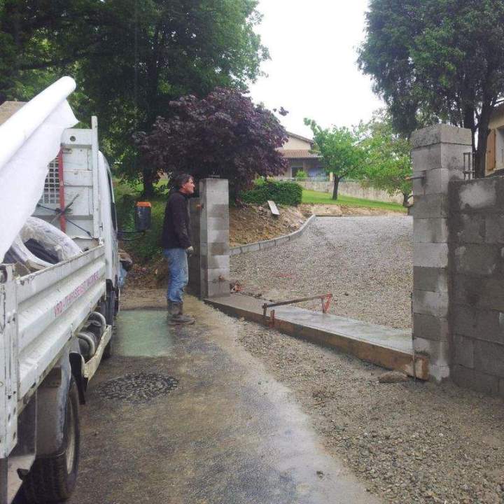 Maçonnerie paysagère et pose de clôture Tournon-sur-Rhône